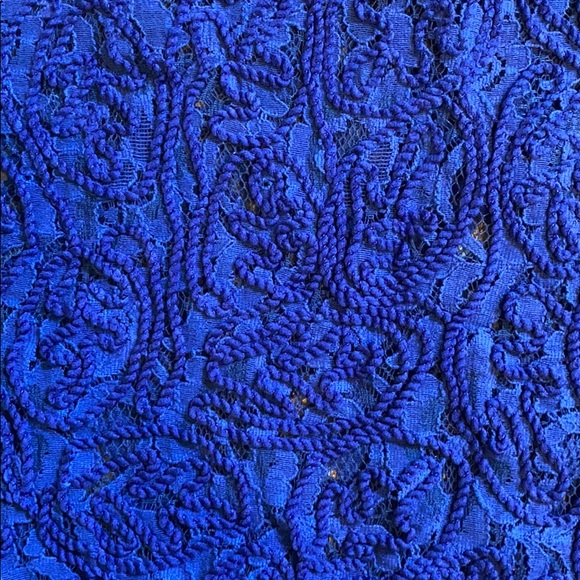 Blue lace embroidered crop top - Picture 5 of 5